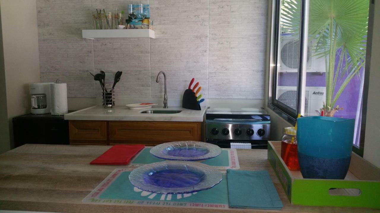 Sandcastle Beach Apartments パームビーチ エクステリア 写真
